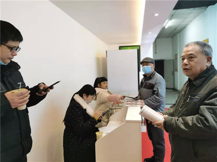 四川中青旅綿陽分社、綿陽市中旅假日旅行社、綿陽自來文化傳播有限公司24H自助售貨服務盛大開業