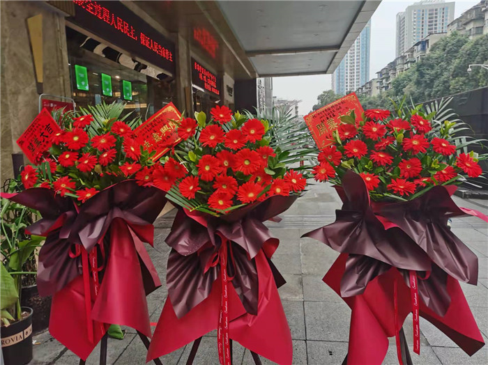 四川中青旅綿陽分社、綿陽市中旅假日旅行社、綿陽自來文化傳播有限公司24H自助售貨服務盛大開業